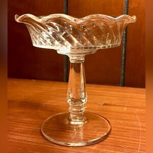 Elegant vintage Clear Glass Compote bowl trinket dish swirl ruffle stemmed glass